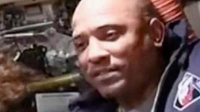 Die „Artemis 2“-Crew hat sich weiter von der Erde entfernt als jemals Menschen zuvor.  (Foto: Uncredited/NASA/dpa)