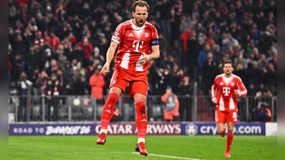 Harry Kane jubelt nach seinem im zweiten Versuch verwandelten Elfmeter. (Foto: Tom Weller/dpa)