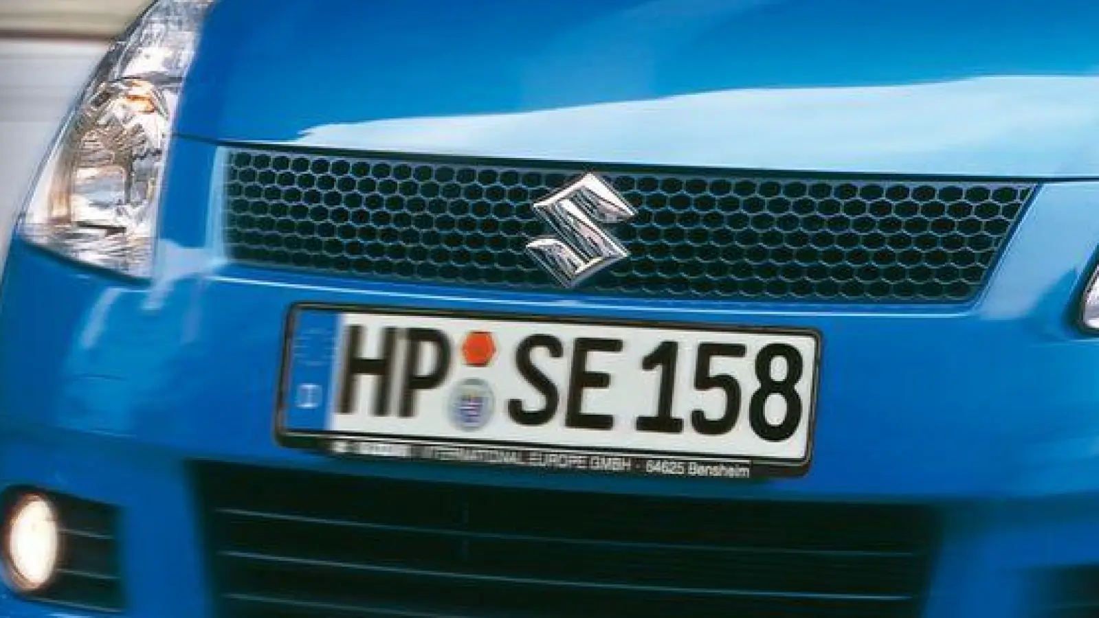 Keck ums Eck: Frech, wendig und spritzig - so lässt sich der Suzuki Swift beschreiben - was taugt er gebraucht? (Foto: Suzuki/dpa-tmn)