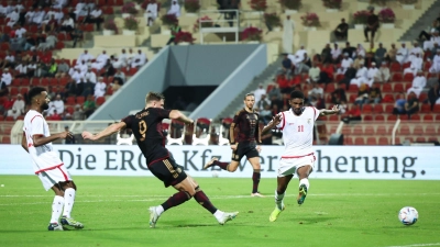 Niclas Füllkrug (r) erzielt das Tor zum 1:0 gegen Oman. (Foto: Christian Charisius/dpa)