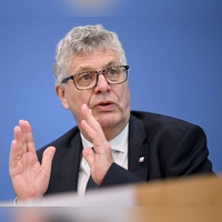 Haase: „Wir müssen Pflanzen pflanzen.“ (Archivbild)  (Foto: Britta Pedersen/dpa)