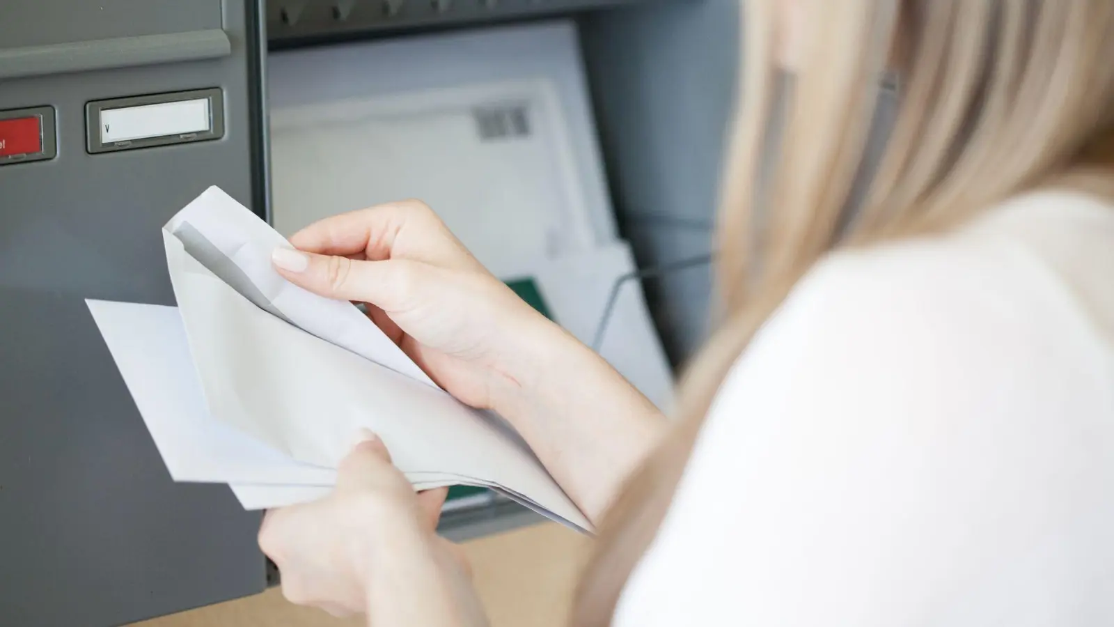 Post von TPI Investment GmbH im Briefkasten? Betroffene sollten das Schreiben nicht ignorieren, sondern eine Abtretungsurkunde vom Unternehmen einfordern. (Foto: Christin Klose/dpa-tmn)