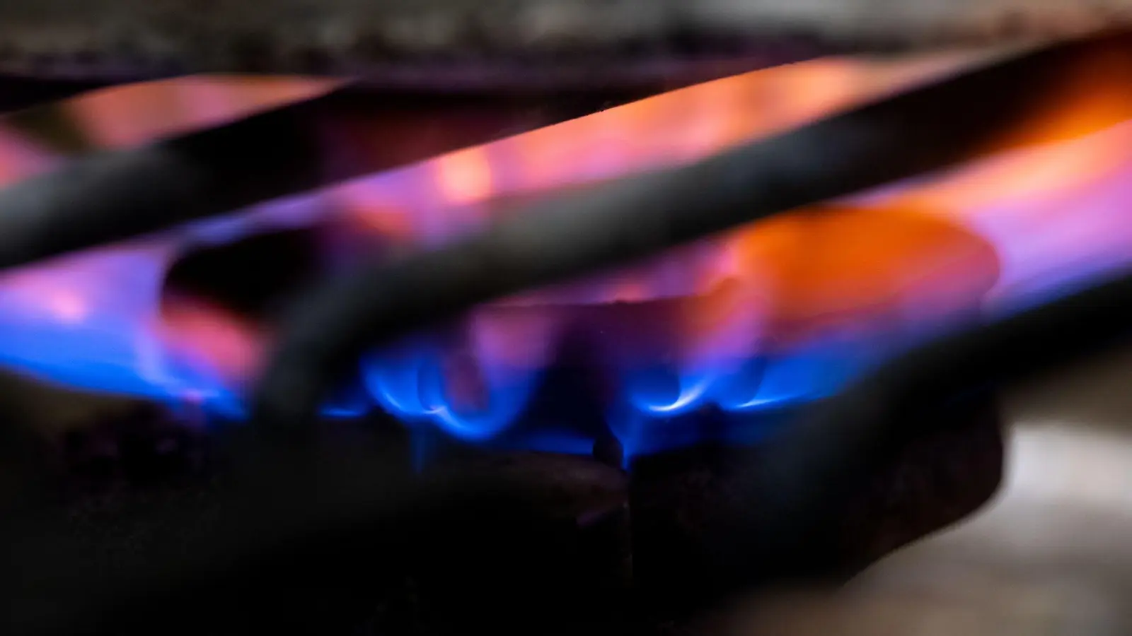 Der Bund hat Verbraucherinnen und Verbraucher bei den Abschlägen für Gas und Wärme im Dezember mit 4,3 Milliarden Euro entlastet. (Foto: Sven Hoppe/dpa)