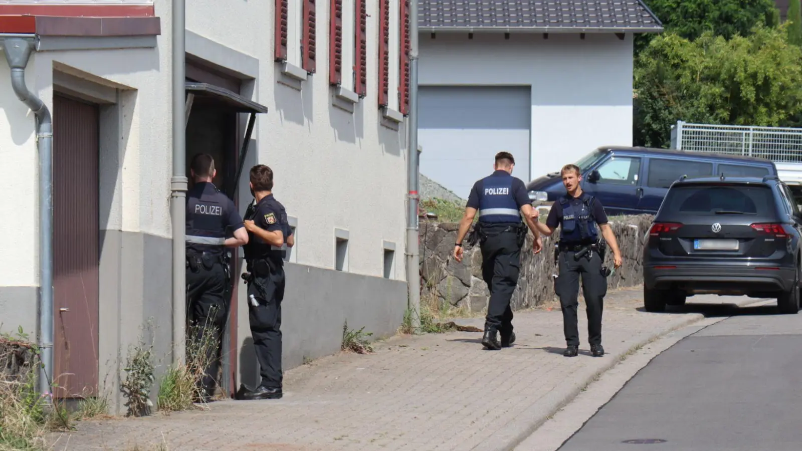Die Polizei hatte seit Donnerstag nach dem Flüchtigen gesucht. (Archivbild) (Foto: Rene Priebe/dpa)