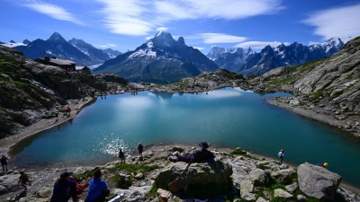 Meterologen haben in diesem Jahr den wärmsten September in den Alpen seit Beginn der Aufzeichnungen registriert. (Foto: Emmanuel Dunand/AFP/dpa)