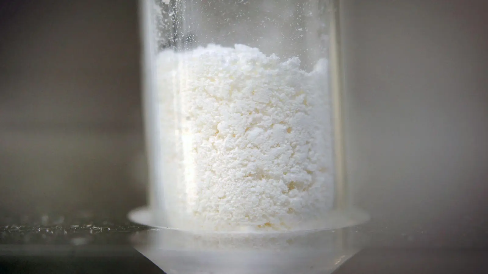 In Hessen wurden mutmaßliche Drogenhändler festgenommen. (Symbolbild)   (Foto: Fredrik von Erichsen/dpa)