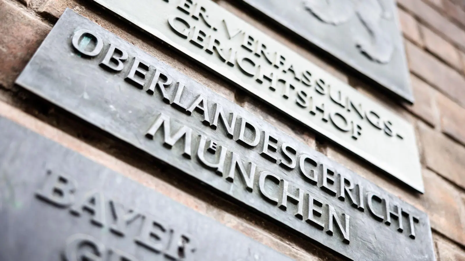 Der Senat des Oberlandesgerichts nahm sich 86 Tage Zeit für den Prozess. (Symbolbild) (Foto: Matthias Balk/dpa)