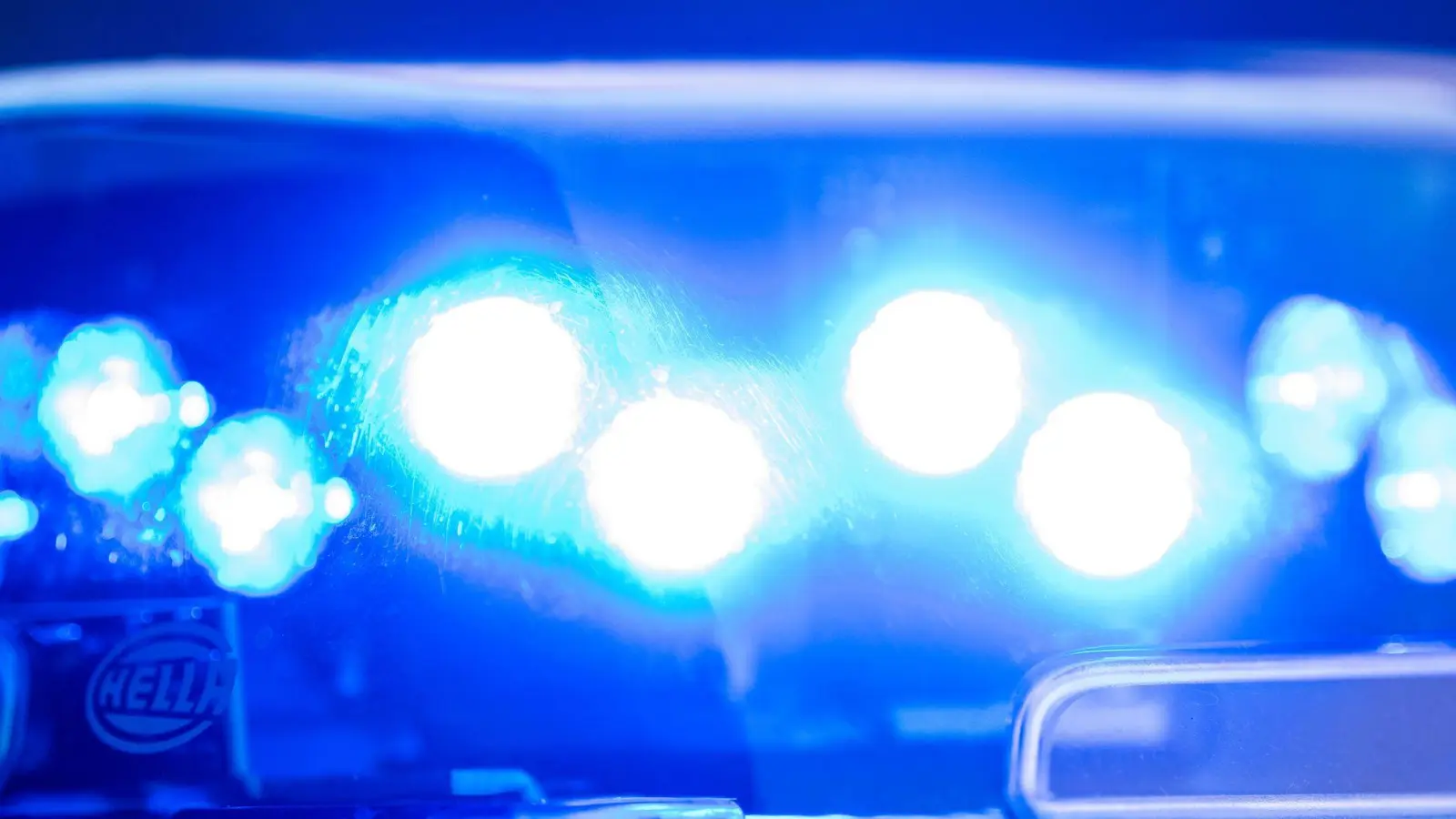 Die Polizei ermittelt nach dem Fund einer beschmierten Israel-Flagge in München. (Symbolbild) (Foto: Lino Mirgeler/dpa)