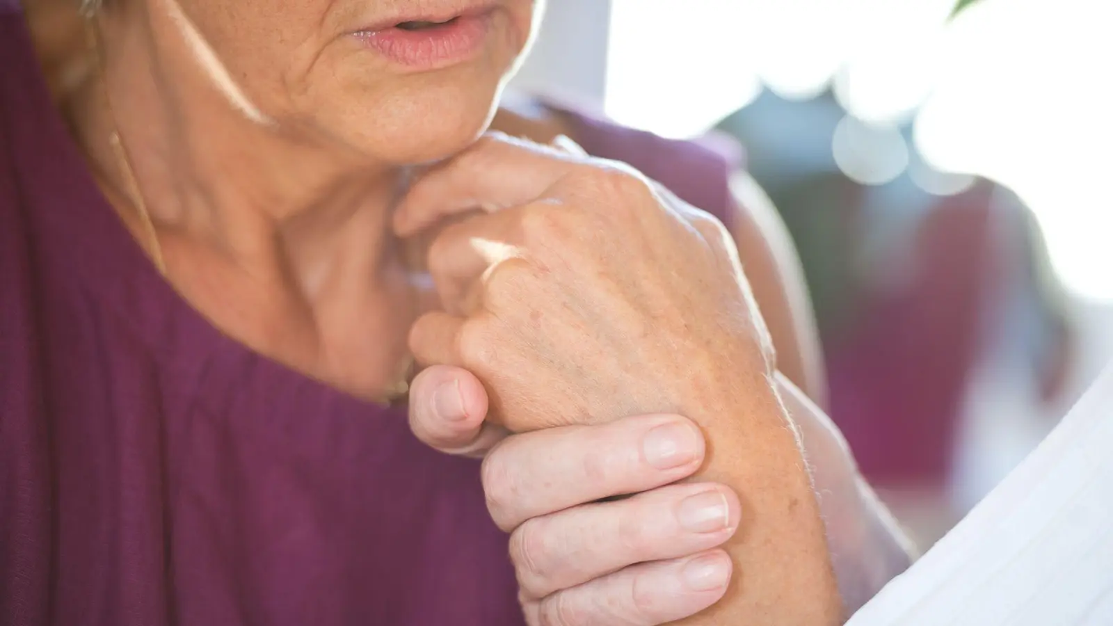 Bestimmte Antikörper-Wirkstoffe können Alzheimer verlangsamen - eine Chance für viele Menschen. (Symbolbild) (Foto: Daniel Naupold/dpa)