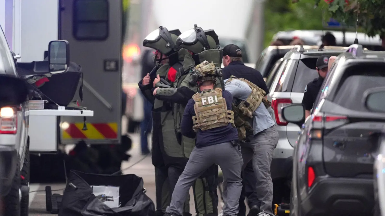 Der FBI-Chef sprach von einem „Terrorangriff“. (Foto: David Zalubowski/AP/dpa)