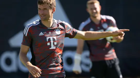 Stürmer Thomas Müller während des Trainings des FC Bayern München. (Foto: Sven Hoppe/dpa)