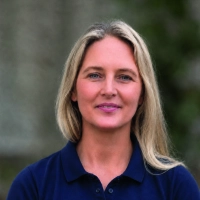 Bisher einzigartig: Rosi Hüller ist die Quartiersmanagerin in der Gemeinde Oberscheinfeld. Diesen Posten gibt es dort nun erstmals. (Foto: Beate Glotzmann)