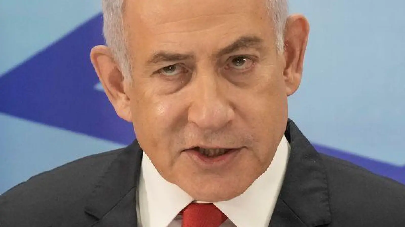 Israels Regierungschef steht unter Druck, den Gaza-Krieg zu beenden und die Geiseln zurückzuholen. (Archivbild)  (Foto: Maya Alleruzzo/AP/dpa)