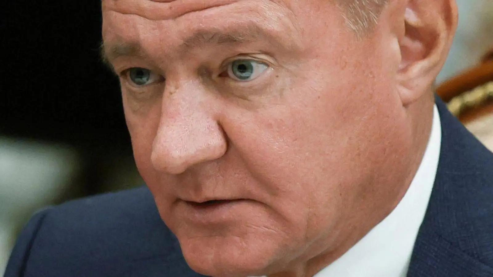 Der russische Politiker Roman Starowoit war nur kurze Zeit Verkehrsminister - und soll sich nach Angaben Moskauer Ermittler nach seiner Entlassung durch Kremlchef Wladimir Putin selbst erschossen haben. (Archivbild) (Foto: Gavriil Grigorov/Pool Sputnik Kremlin/AP/dpa)