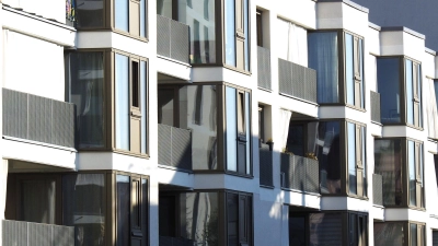 Der Wohnungsbau in Bayerns Großstädten liegt nach wie vor darnieder. (Symbolbild) (Foto: Carsten Hoefer/dpa)