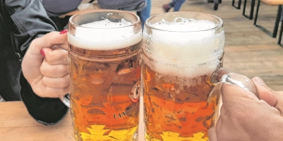 Gemütlichkeit und Lebensfreude stehen im Mittelpunkt der Festtage. (Foto: Christian Treffer)