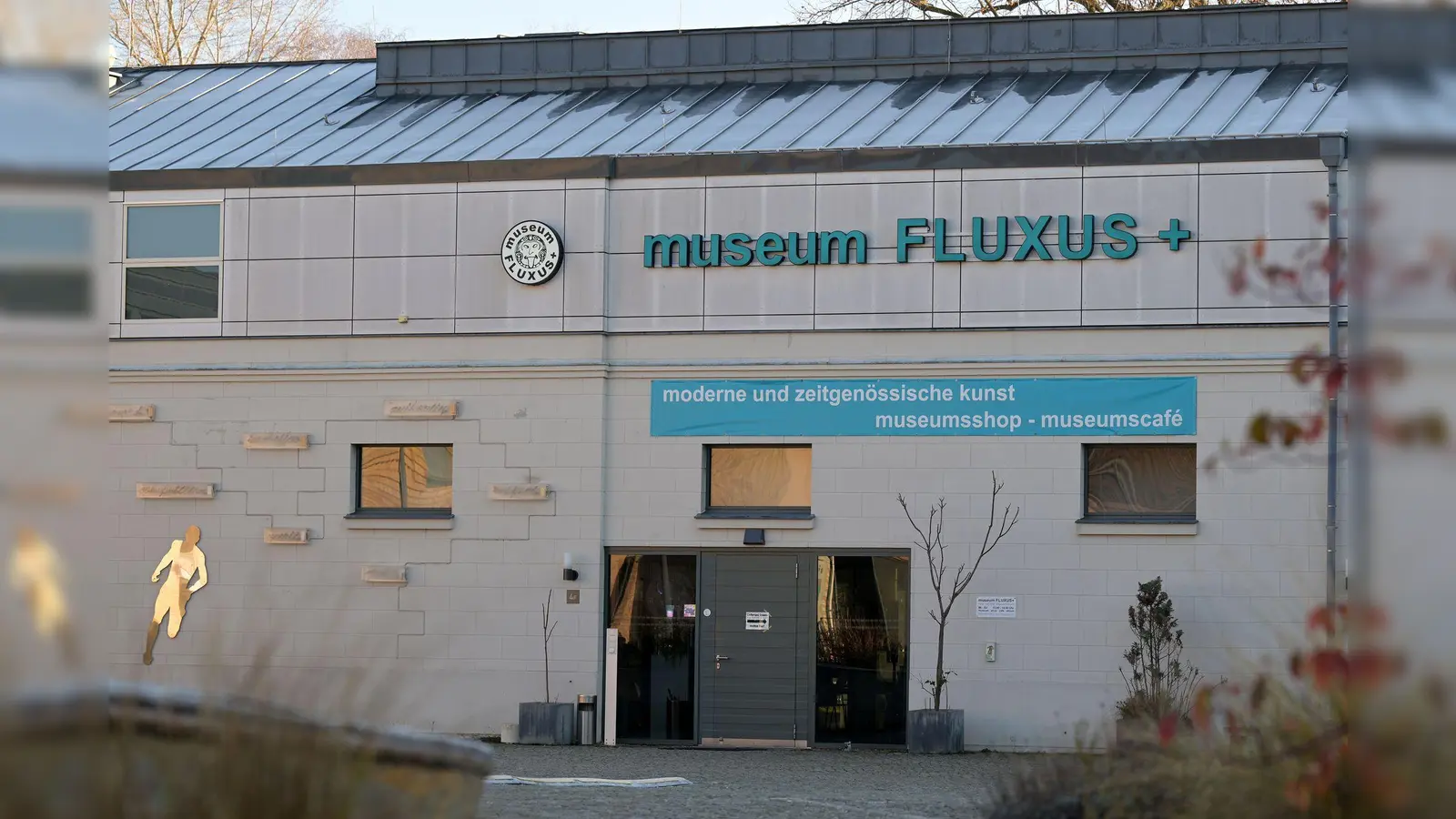 Das Museum Fluxus+ in Potsdam hat mit einer Ausstellung eine Kontroverse ausgelöst.  (Foto: Michael Bahlo/dpa)