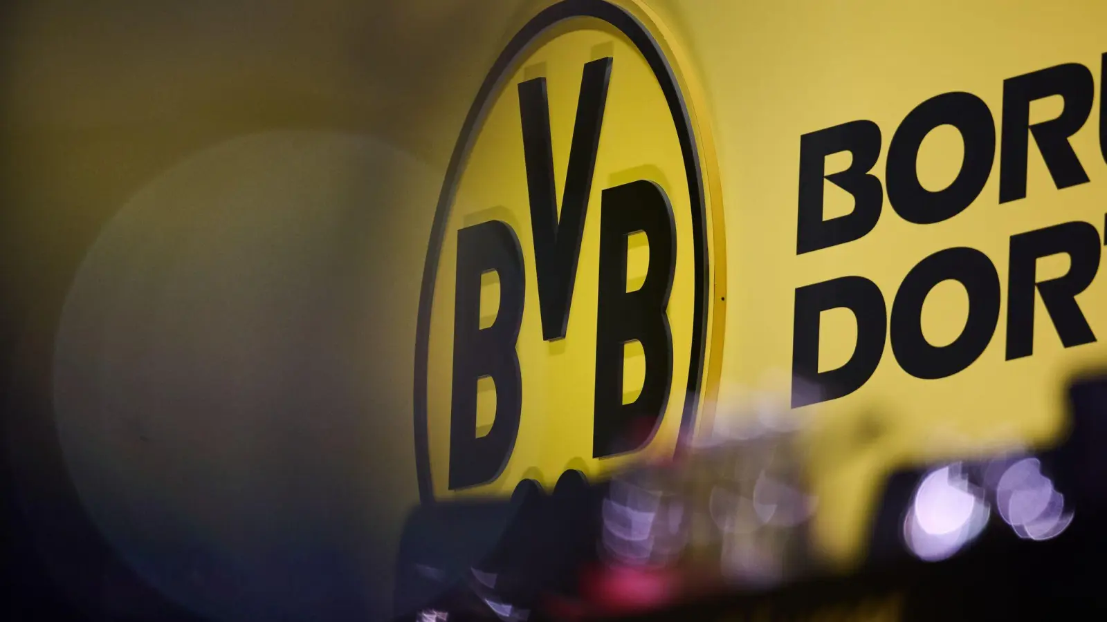 Der BVB beschäftigt sich mit länger zurückliegenden Vorwürfen. (Foto: Bernd Thissen/dpa)