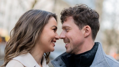 Renata und Valentin Lusin freuen sich über ein zweites Kind. (Archivbild) (Foto: Rolf Vennenbernd/dpa)