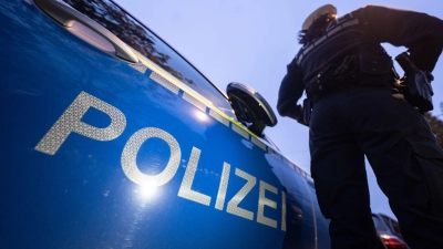 Die Kriminalpolizei ermittelt wegen des Verdachts der gefährlichen Körperverletzung. (Symbolbild) (Foto: Marijan Murat/dpa)