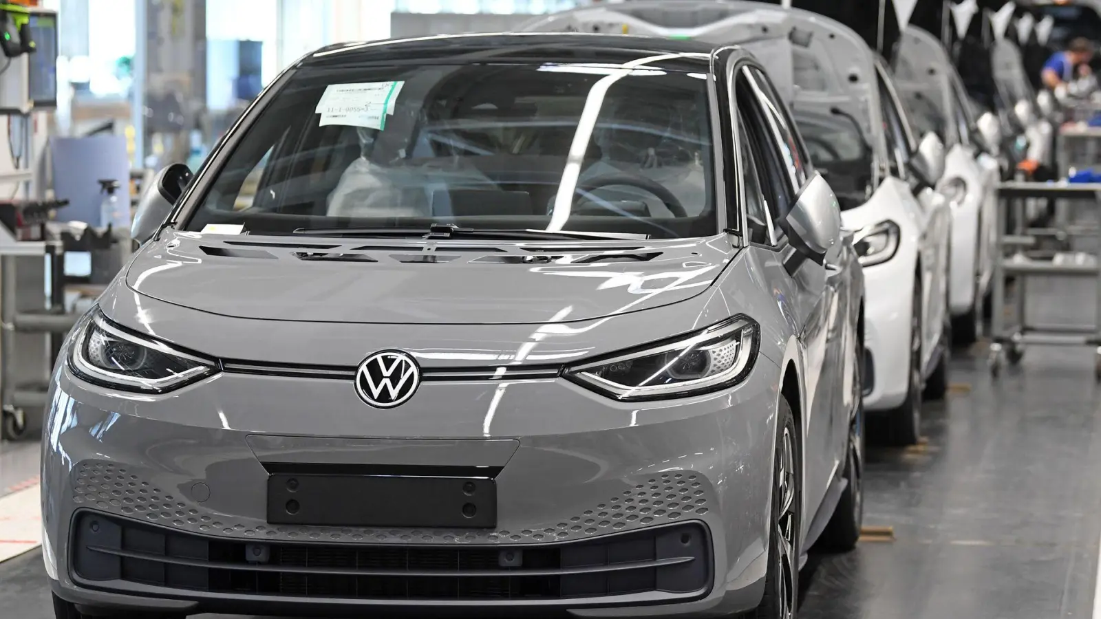 Der ID.3 hat den Spitzenplatz des häufigsten Elektroautos in Deutschland übernommen. (Archivbild) (Foto: Hendrik Schmidt/dpa-Zentralbild/POOL/dpa)