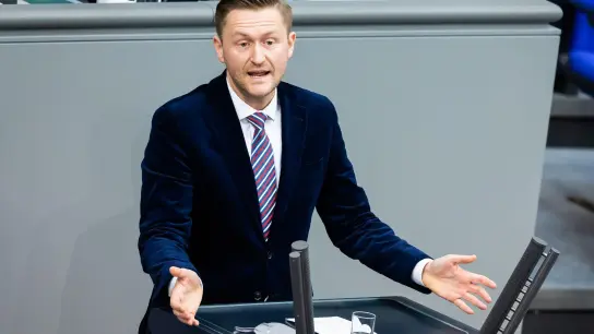 Wolfgang Stefinger (SPD), Mitglied des Deutschen Bundestages, spricht im Deutschen Bundestag. (Foto: Christoph Soeder/dpa/Archiv)