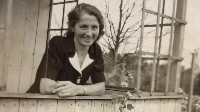 Luise Wendhack auf einem Foto aus dem Jahr 1942: Am 17. April 1945 und damit kurz vor dem Kriegsende in Ansbach wurde sie durch eine Panzergranate getötet. (Repro: Brigitte Lacher)