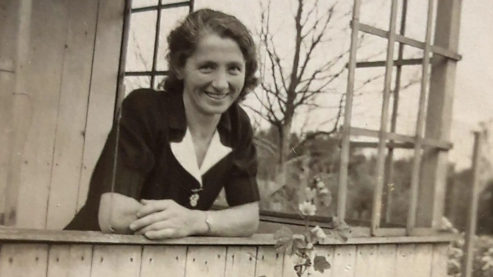 Luise Wendhack auf einem Foto aus dem Jahr 1942: Am 17. April 1945 und damit kurz vor dem Kriegsende in Ansbach wurde sie durch eine Panzergranate getötet. (Repro: Brigitte Lacher)