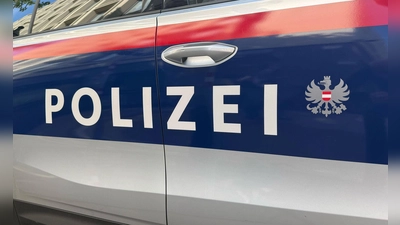 Die Tote soll nun von der Gerichtsmedizin untersucht werden. (Symbolbild) (Foto: Matthias Röder/dpa)