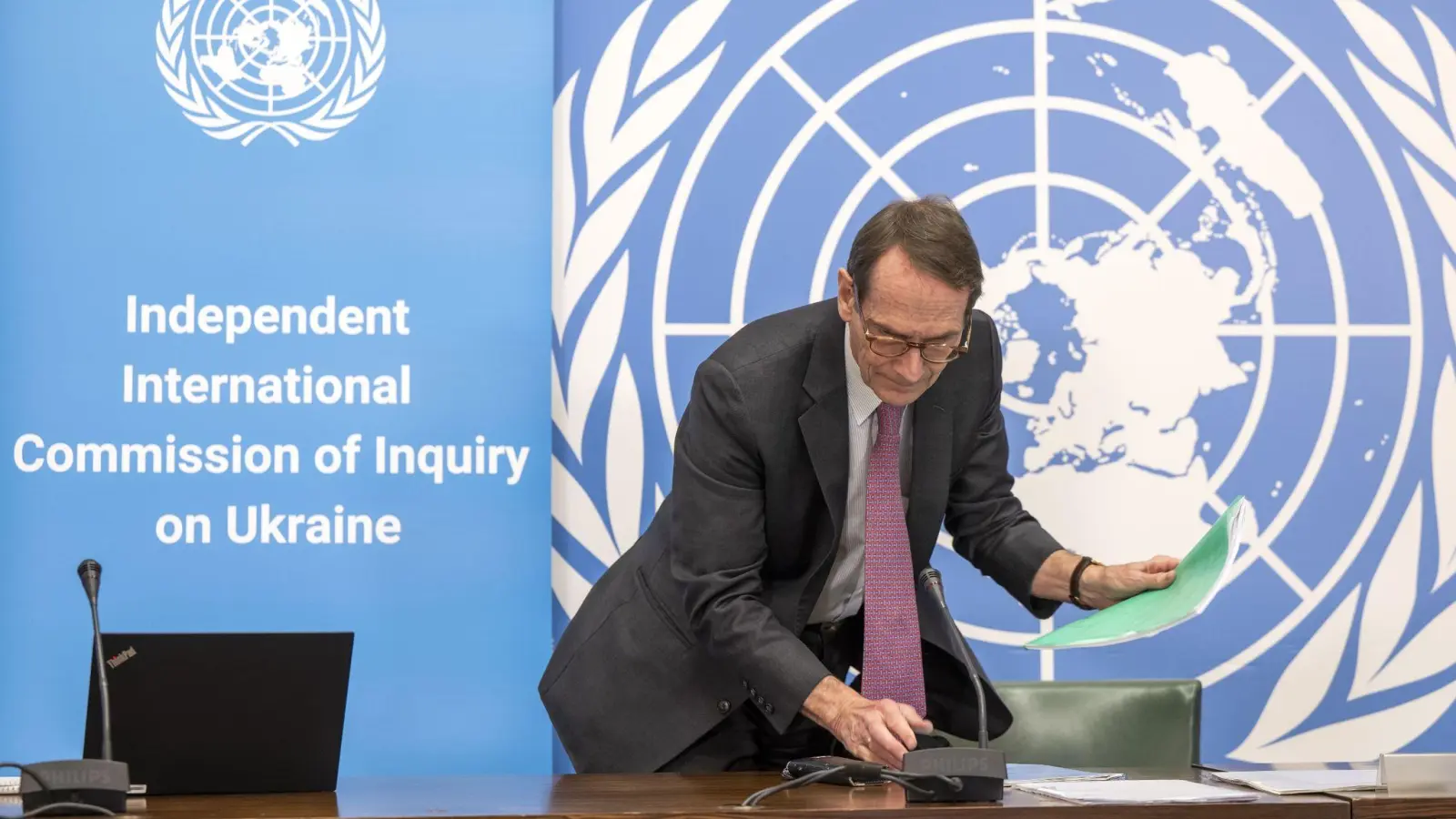 Erik Møse sitzt der Internationalen Untersuchungskommission zur Ukraine vor. (Foto: Martial Trezzini/KEYSTONE/dpa)