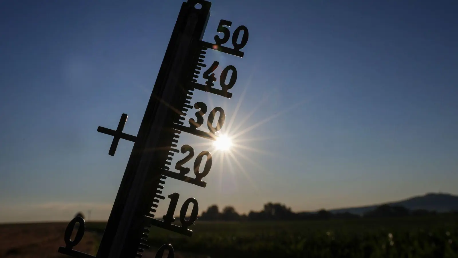  Im Laufe der Woche wird laut DWD nahezu bundesweit die 30-Grad-Marke geknackt.  (Foto: Thomas Warnack/dpa)