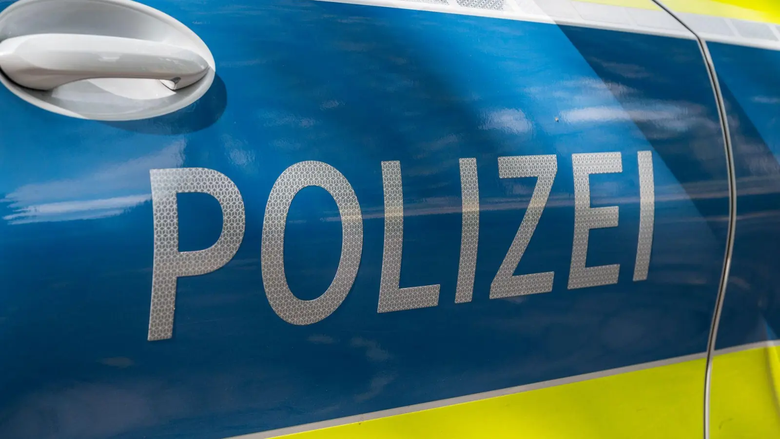 Ein Achtjähriger hat gleich zweimal Fahrzeuge entwendet. (Symbolbild) (Foto: Daniel Vogl/dpa)