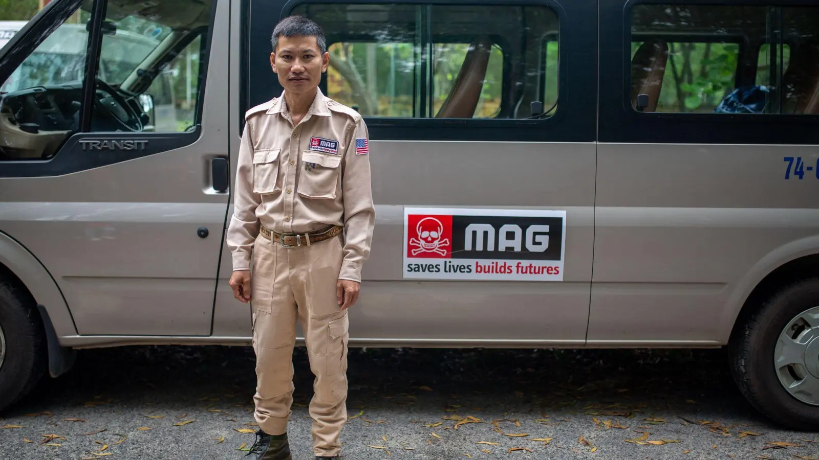 Thai Van Ninh arbeitet seit 2015 für MAG. Als er sechs Jahre alt war, wurde sein 12-jähriger Bruder auf dem Heimweg von der Schule durch nicht explodierte Sprengkörper getötet. (Foto: Chris Humphrey/dpa)