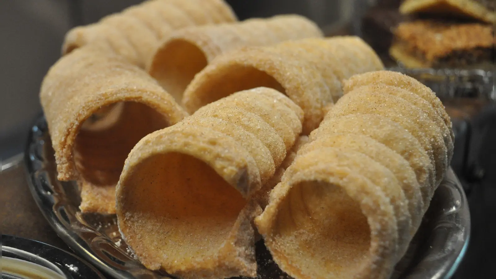 Süße und herzhafte Leckereien erwarten die Besucher auf der Kirchweih in Ottenhofen. (Foto: Hans-Bernd Glanz)