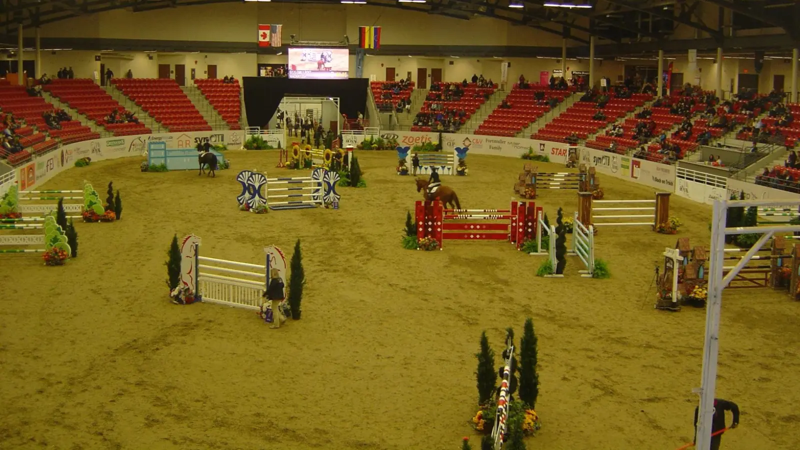 Den Parcours bei einem großen Turnier in Calgary, Kanada, hat Werner Deeg entworfen. Für ihn ist der Bau eine eigene Kunst. (Foto: Werner Deeg)