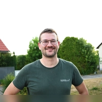 Seit September ist Jan Rebele der zuständige Förster für das Gemeindegebiet von Weihenzell. Er betonte in der Gemeinderatssitzung, dass Holz auf ganzjährig befahrenen Wegen gelagert werden muss.  (Foto: Luca Paul)