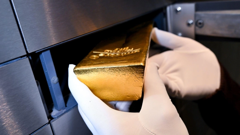 Der Goldpreis erholt sich nach kräftigen Kursverlusten (Archivbild) (Foto: Sven Hoppe/dpa)