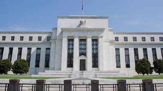 Der Hauptsitz der US-Notenbank Federal Reserve. (Foto: Pablo Martinez Monsivais/AP/dpa/Archiv)