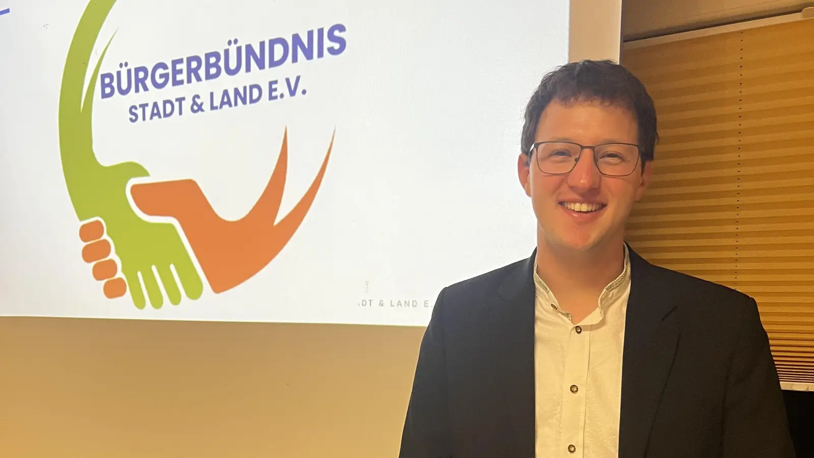 Jörg Edelmann bewirbt sich um die Nachfolge von Bürgermeister Stefan Ultsch. (Foto: Bürgerbündnis – Stadt & Land/Nina Maurer)