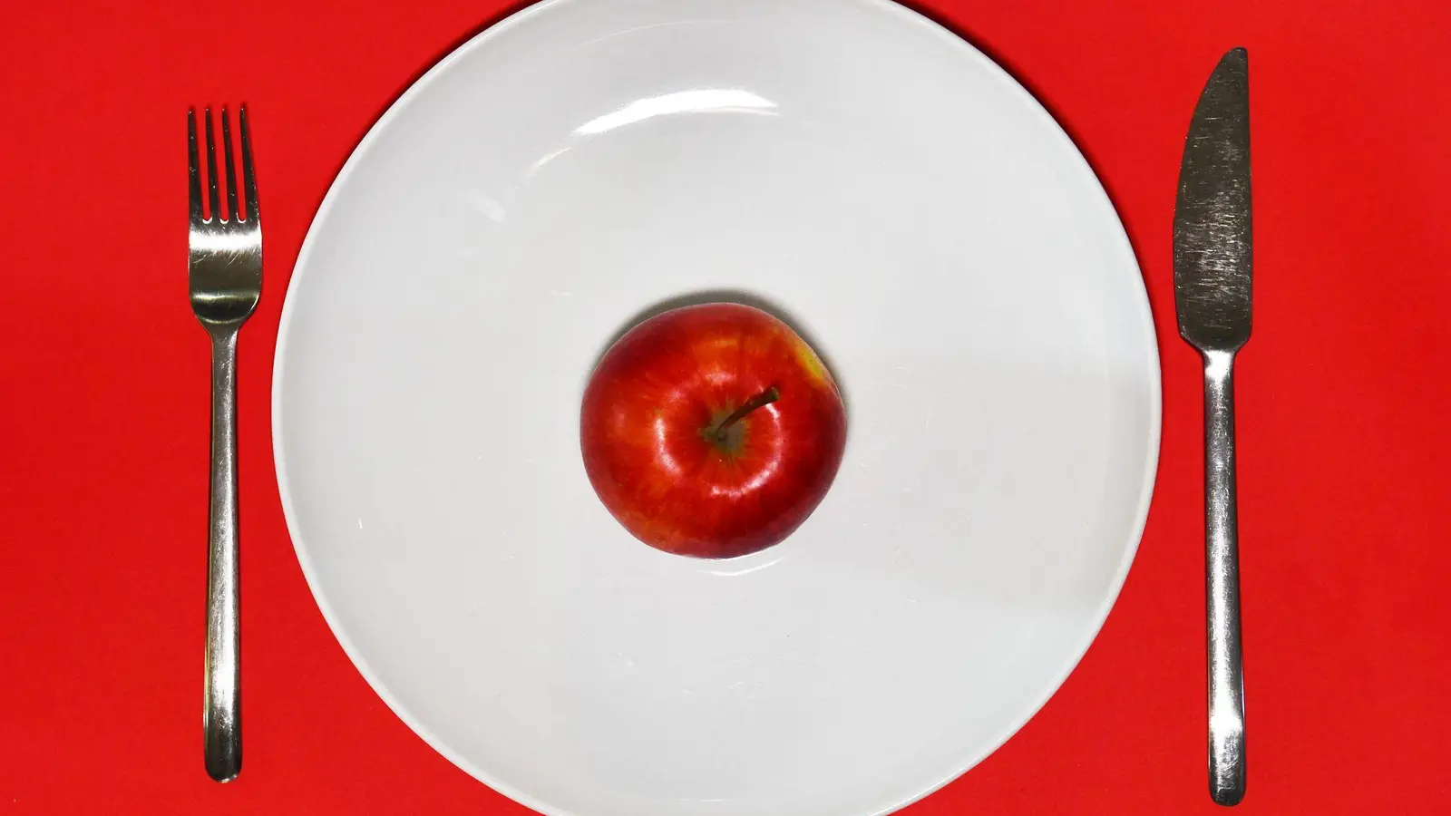 Der Wunsch nach Kontrolle über Körper und Gesundheit kann laut Experten beim Fasten eine Rolle spielen. (Archivbild)  (Foto: Ralf Hirschberger/dpa)