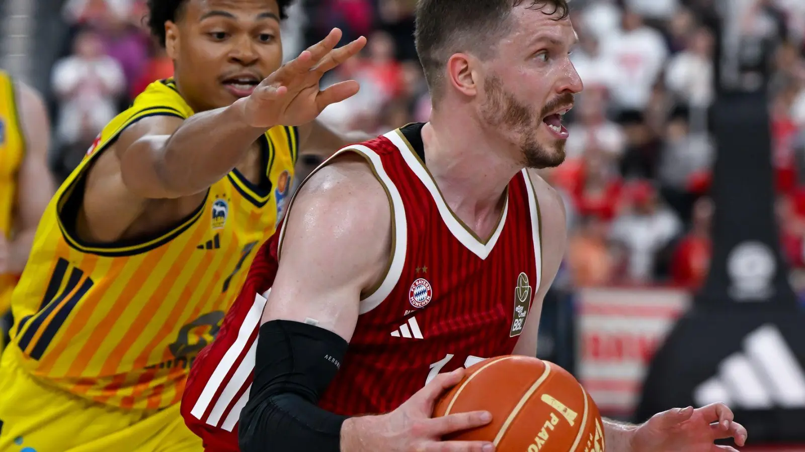 War der Topscorer in Finalspiel Nummer eins: Bayern-Star Andreas Obst (rechts). (Foto: Sven Hoppe/dpa)