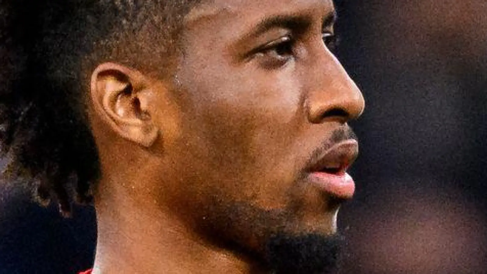 Kingsley Coman würde bei Al-Nassr neben Ex-Weltfußballer Cristiano Ronaldo und seinem ehemaligen Bayern-Teamkollegen Sadio Mané auflaufen. (Foto: Tom Weller/dpa)