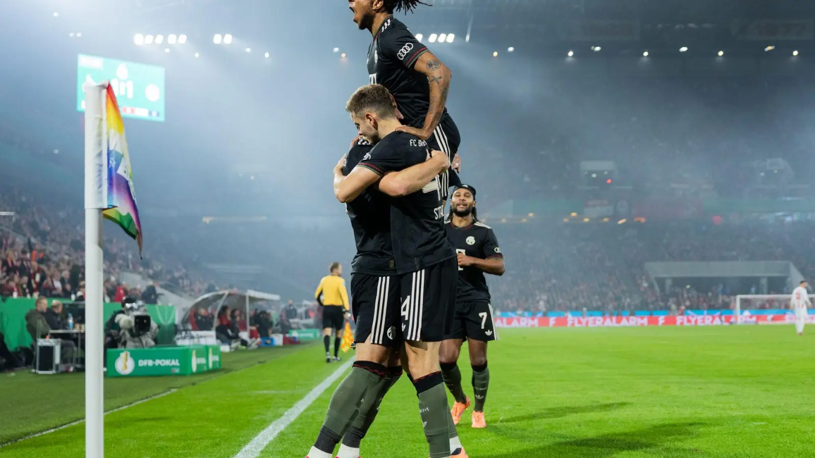 Die Bayern bleiben auch im DFB-Pokal eine Macht. (Foto: Rolf Vennenbernd/dpa)