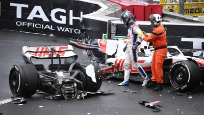 Beim Rennen in Baku steht Schumacher nach einer Unfallserie unter Druck. (Foto: Christian Bruna/EPA Pool/AP/dpa/Archivbild)