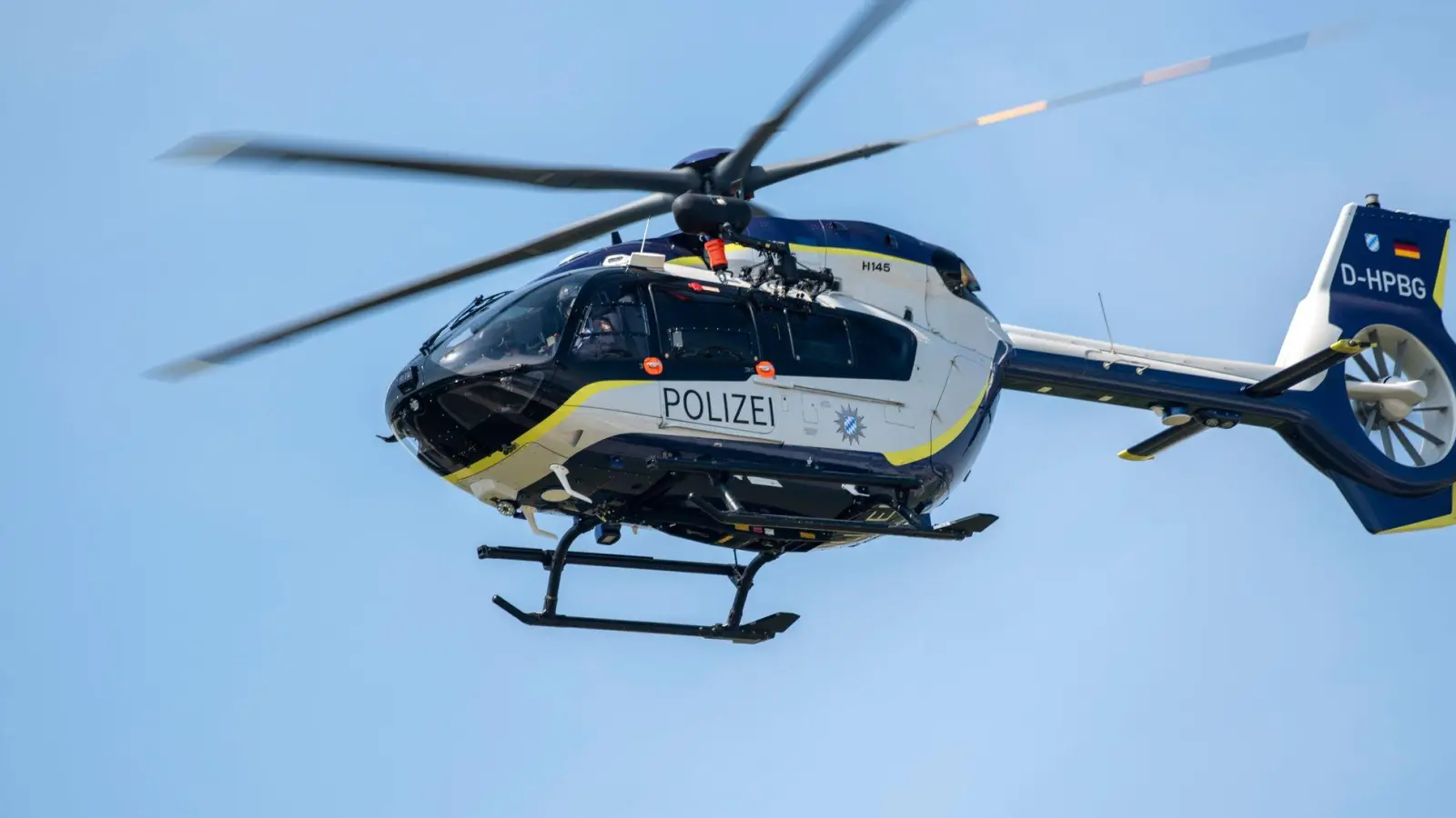 In Garmisch-Partenkirchen sucht die Polizei nach einer vermissten 25-Jährigen. (Symbolbild) (Foto: Stefan Puchner/dpa)