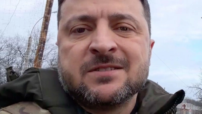 Präsident Selenskyj fordert einen würdigen Frieden für die Ukraine. (Archivbild) (Foto: Uncredited/Press Service Of The President Of Ukraine/AP/dpa)