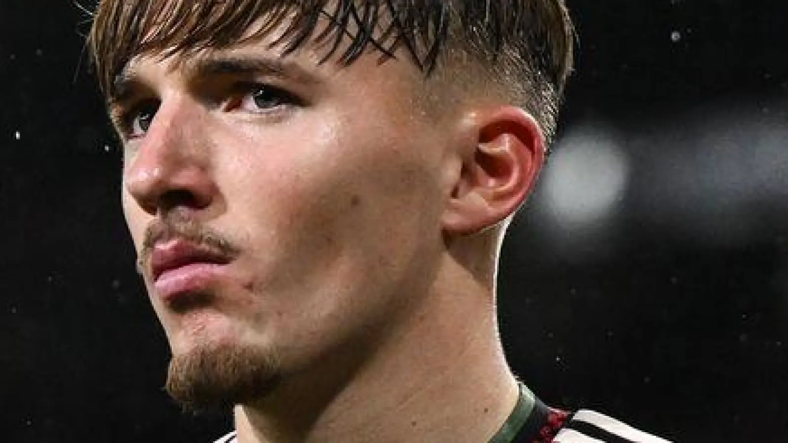 Bayern-Teenager Lennart Karl traf bei der 1:3-Niederlage beim FC Arsenal. (Foto: Sven Hoppe/dpa)