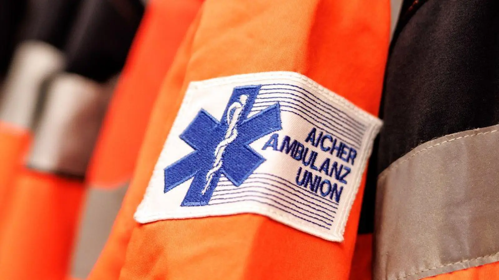 Die Einsatzkräfte der Wiesn-Sanitätsstation sind schon am Morgen vor dem Fass-Anstich im Einsatz. (Archivbild) (Foto: Matthias Balk/dpa)