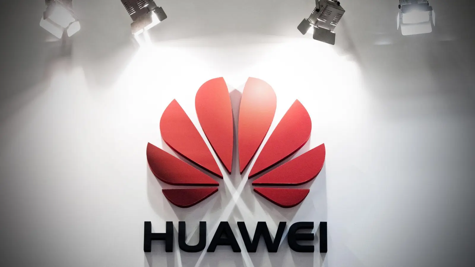 In den USA ist der Verkauf und Import von Kommunikationsgeräten des chinesischen Smartphoneherstellers und Netzwerkausrüsters Huawei bereits verboten. (Foto: Robert Schlesinger/ZB/dpa)