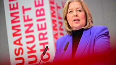 SPD-Chefin Bas kritisiert, der Sozialstaat werde als Bremsklotz diffamiert.  (Foto: Sebastian Gollnow/dpa)